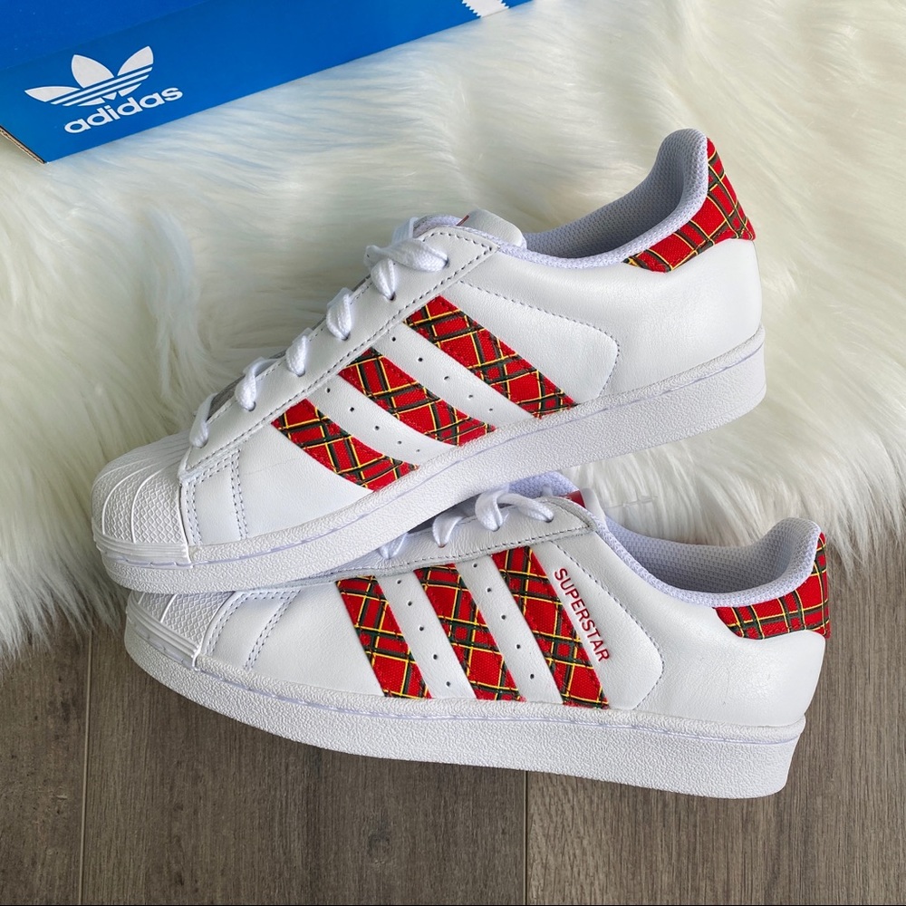 NWT Adidas Originals Superstar Women’s Shoes - Picture 8 of 9